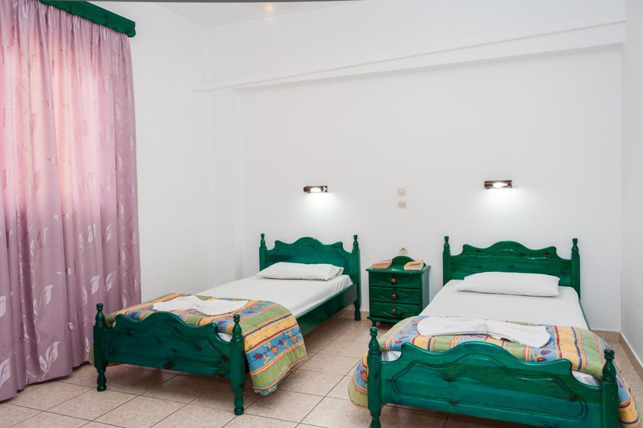 Costas Hotel Kalamákion Esterno foto